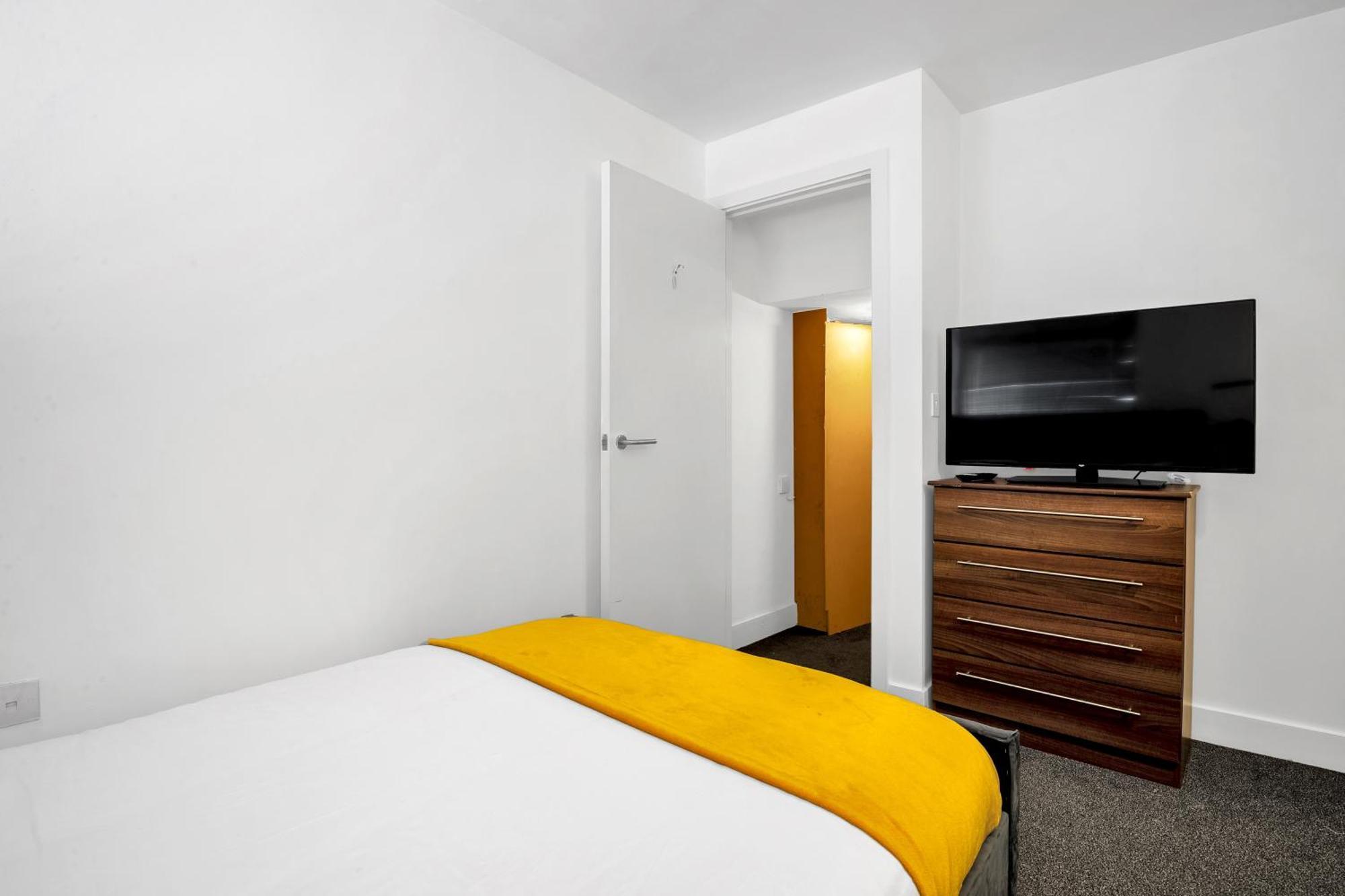 Luxury Waterfront Property With Free Parking Coventry Esterno foto