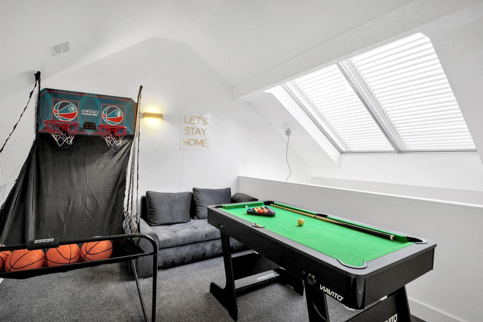 Luxury Waterfront Property With Free Parking Coventry Esterno foto