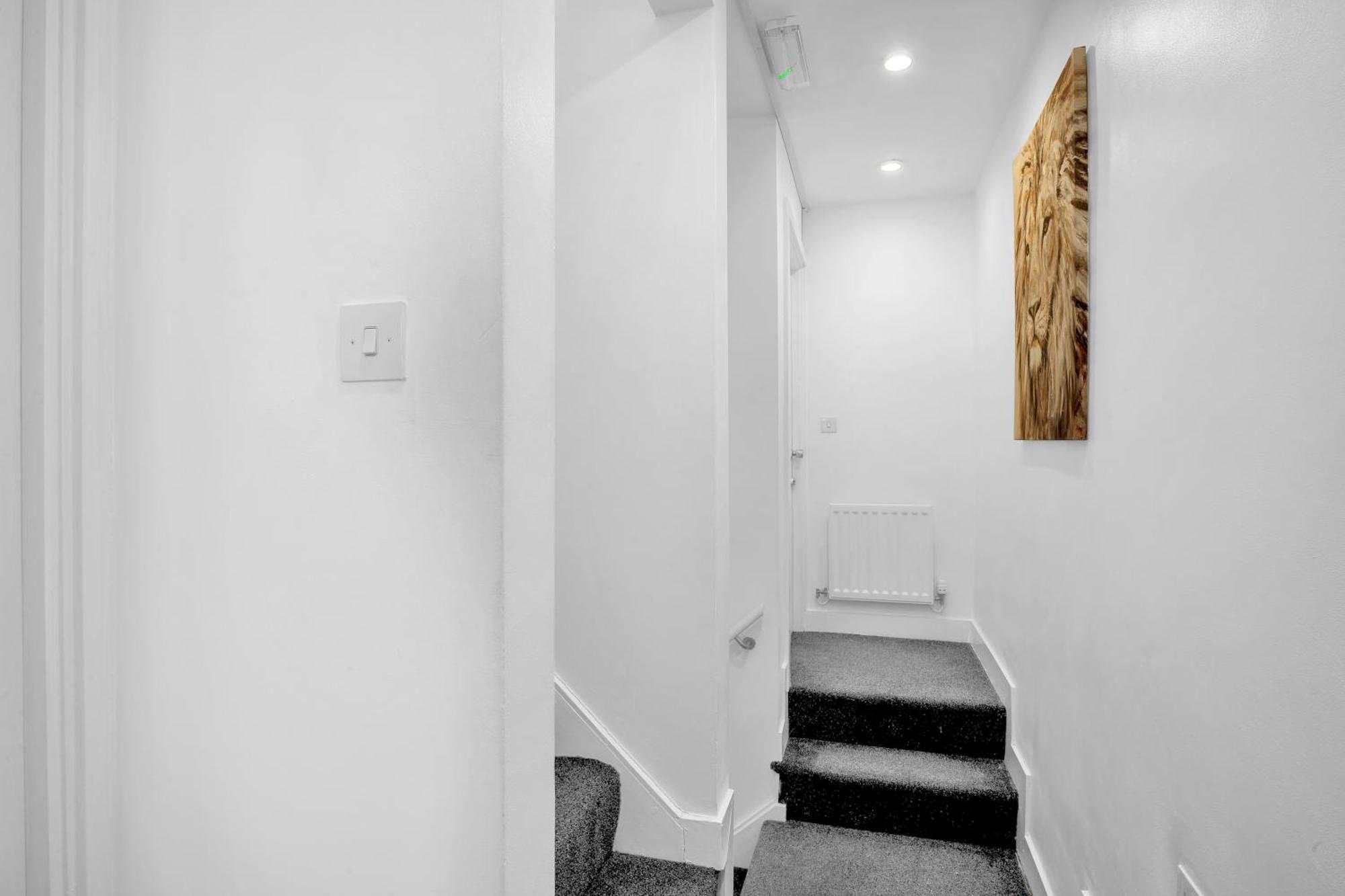 Luxury Waterfront Property With Free Parking Coventry Esterno foto